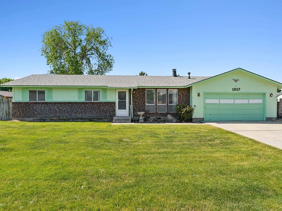 1st image of 1057 Sweetwood Cir
