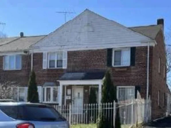 33 Melmore Gdns, East Orange, NJ 07017