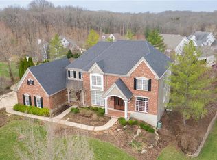 17410 Country Lake Estates Rdg, Chesterfield, MO 63005