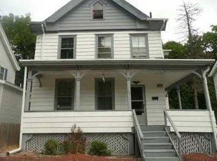 27 Little Ave, Middletown, NY 10940