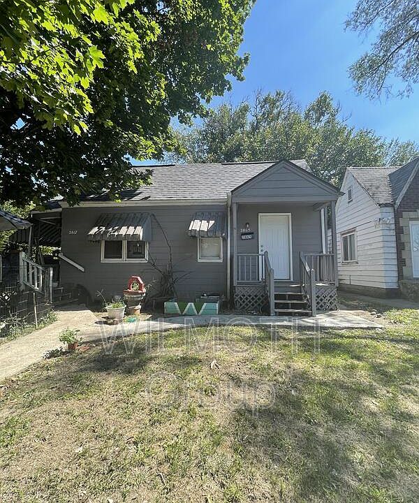 1st image of 2865 E Brookside Ave #1