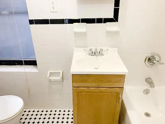 Rented by AJ Clarke | media 24