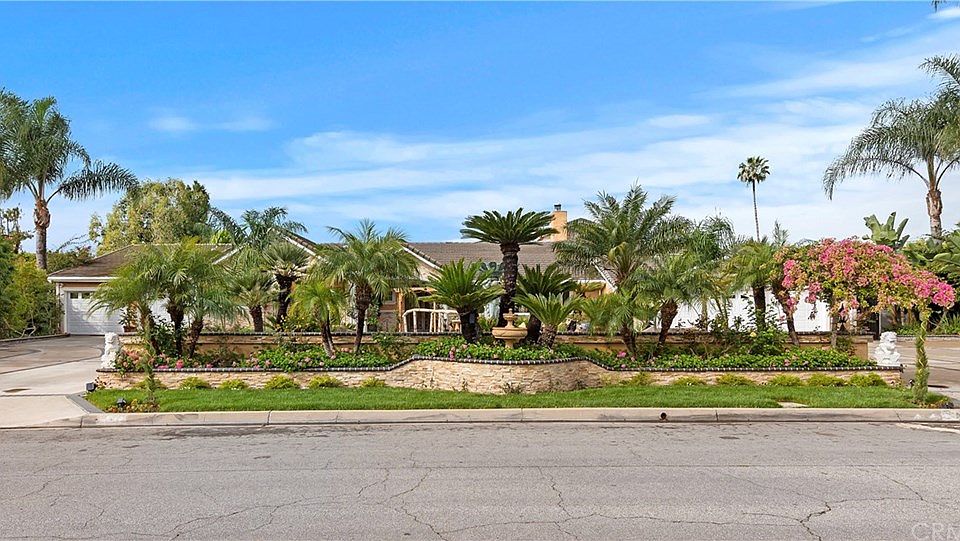 1st image of 9262 Royal Palm Blvd