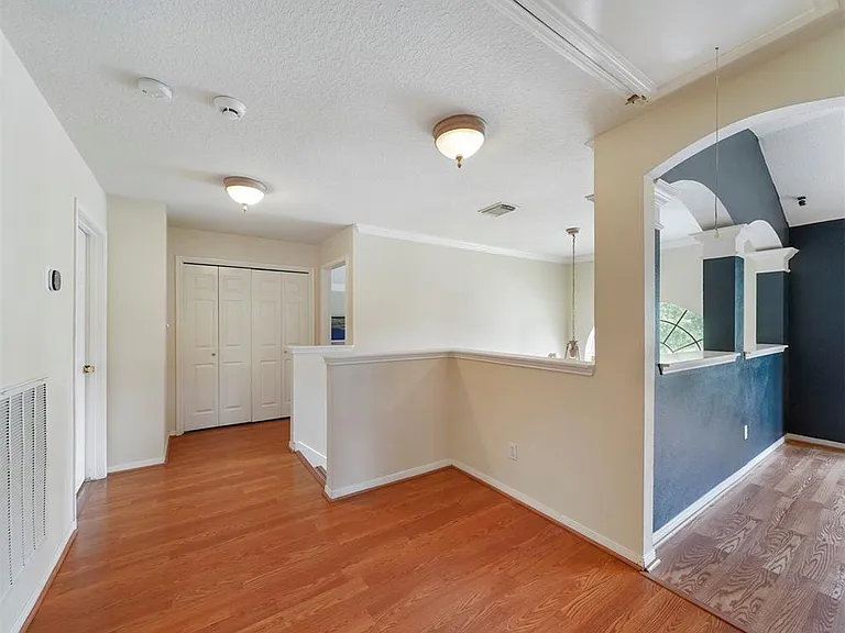 25719 Bearborough Dr — Photo 25