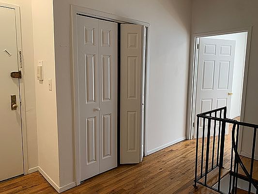 3rd image of 205 W 102nd St APT 1A
