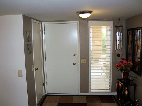 5th image of 13206 W Ashwood Dr