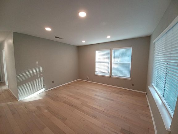 Lots of windows, recessed lights