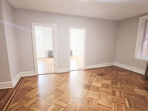 5th image of 234 Lexington Ave #2B