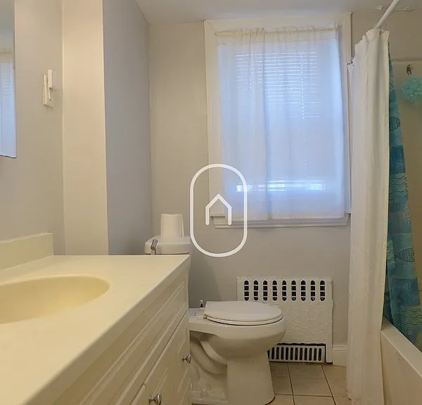 209 Winchester St #1 — Photo 13