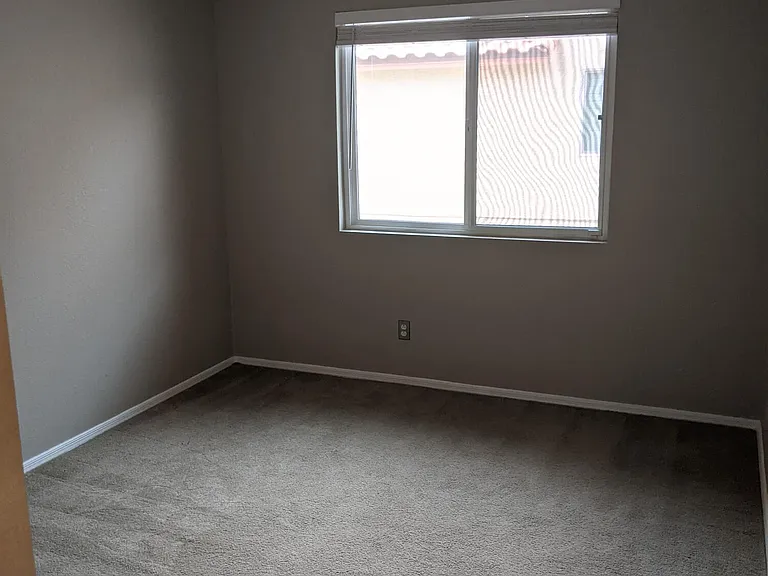 5708 E Angela Dr — Photo 29