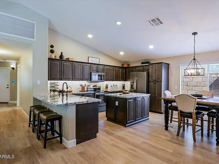 21215 N 92nd Ln — Photo 3