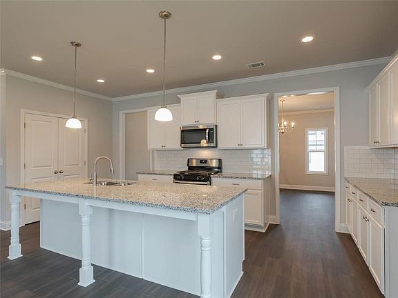 4th image of 5173 Park Haven Dr