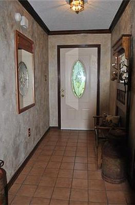 2nd image of 119 Driftwood Cir
