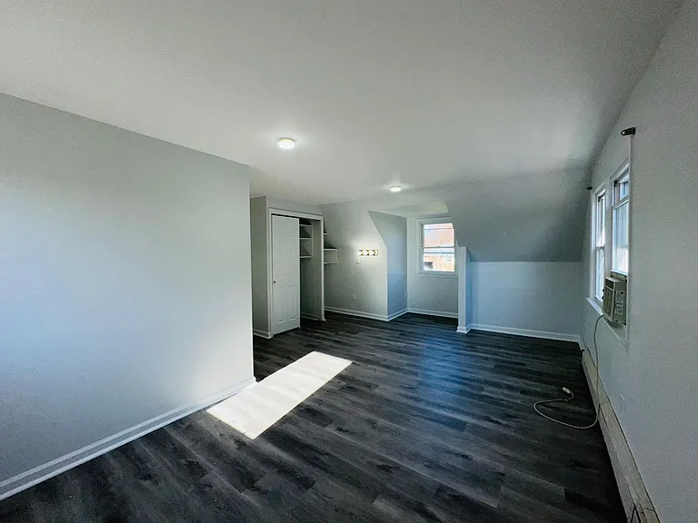 79 Hawkins Ave — Photo 18