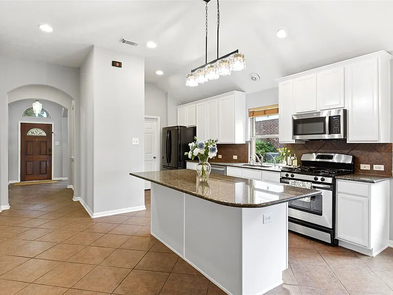 26210 Christen Canyon Ln — Photo 9