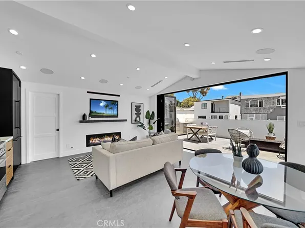 712-5 Iris Ave, Corona Del Mar, CA 92625