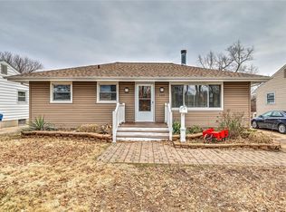 120 Florisota Dr, Florissant, MO 63031
