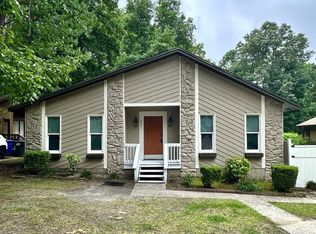 5591 Bellflower St, Fayetteville, NC 28314