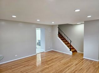 1748 Greenwood Rd, Glenview, IL 60026