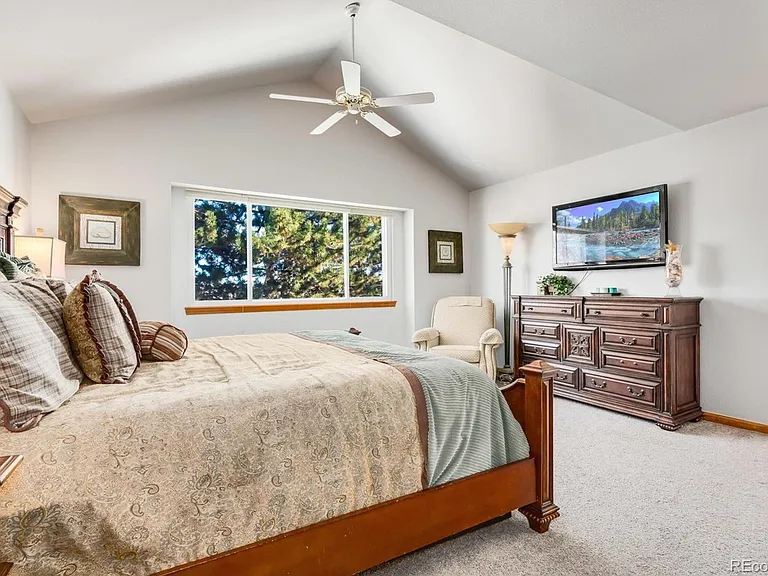 15581 Flowerhill Cir — Photo 20