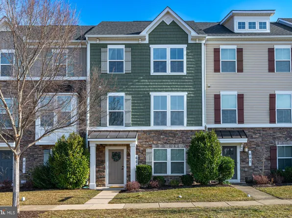 609 Potomac View Pkwy, Brunswick, MD 21716