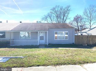 7704 Queens Park Rd, Pasadena, MD 21122