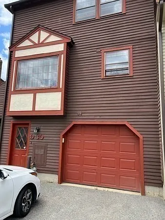 2 bed, 1.5 bath, 1500 sqft, $2,700 — Photo 4