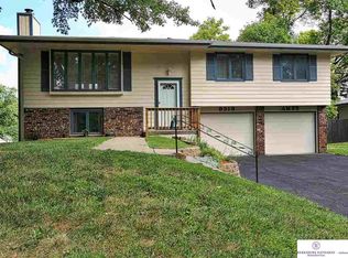 9318 Ames Ave, Omaha, NE 68134