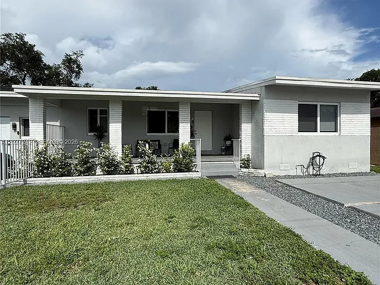 6825 NW 5th Ct #0 — Photo 2