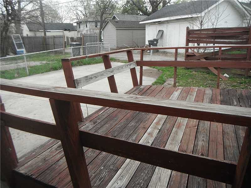 2nd image of 2821 Brookside Ave