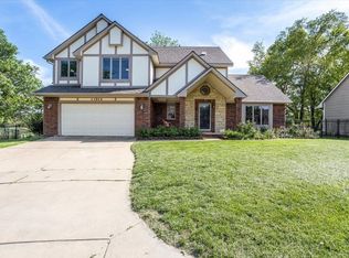 2508 N Fox Run Ct, Wichita, KS 67226