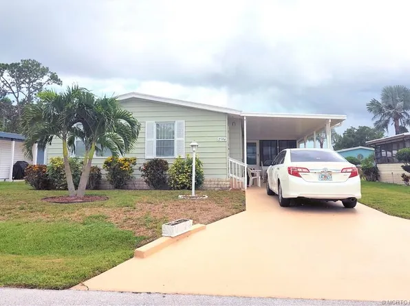 2594 SW Pontiac Pl, Stuart, FL 34997