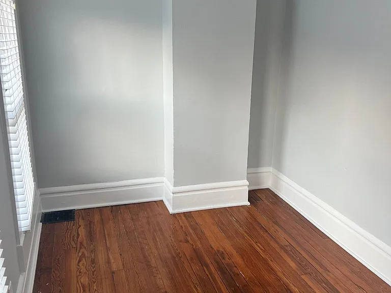 143 E 4th Ave #143 — Photo 22