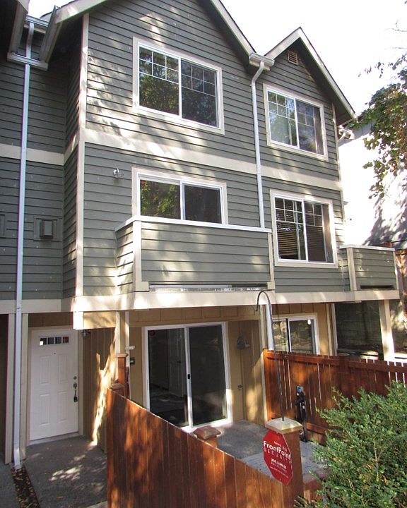 1st image of 13808 N 138th St #C