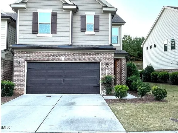 600 Rockcastle Dr, Cary, NC 27519