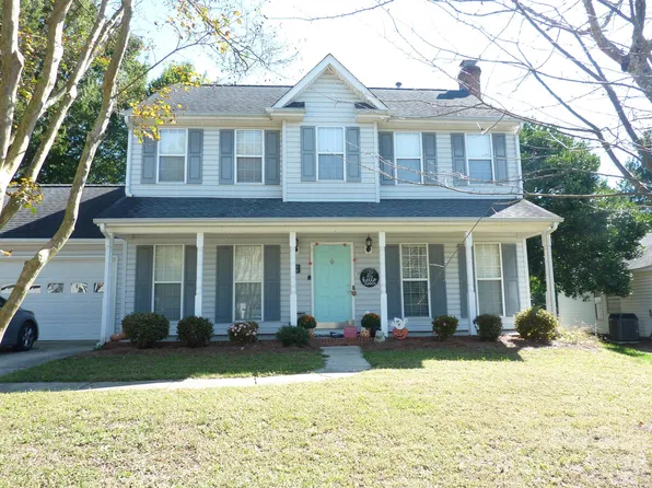 3716 Winterberry Ct NW, Concord, NC 28027