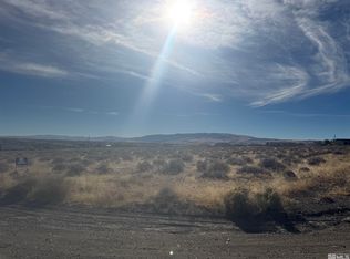 1465 Hooten Dr, Silver Springs, NV