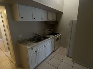 3838 Madison Ave APT 3, Fort Myers, FL 33916