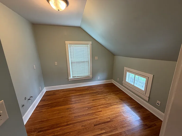 407 N Washington St — Photo 12