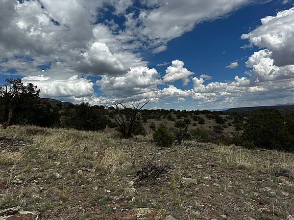 2nd image of 1 Hilltop Dr