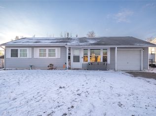 260 Boice Rd NW, Cedar Rapids, IA 52405