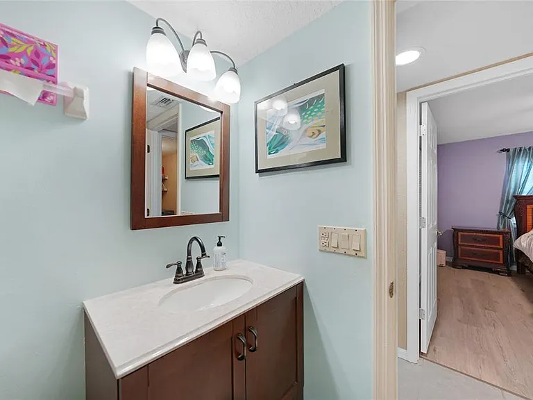 240 Lewis Cir #513 — Photo 9