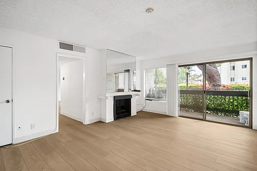 1109 Summertime Ln #1 Photo 1