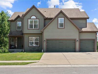 2217 SW Deer Run Ct, Lees Summit, MO, 64082