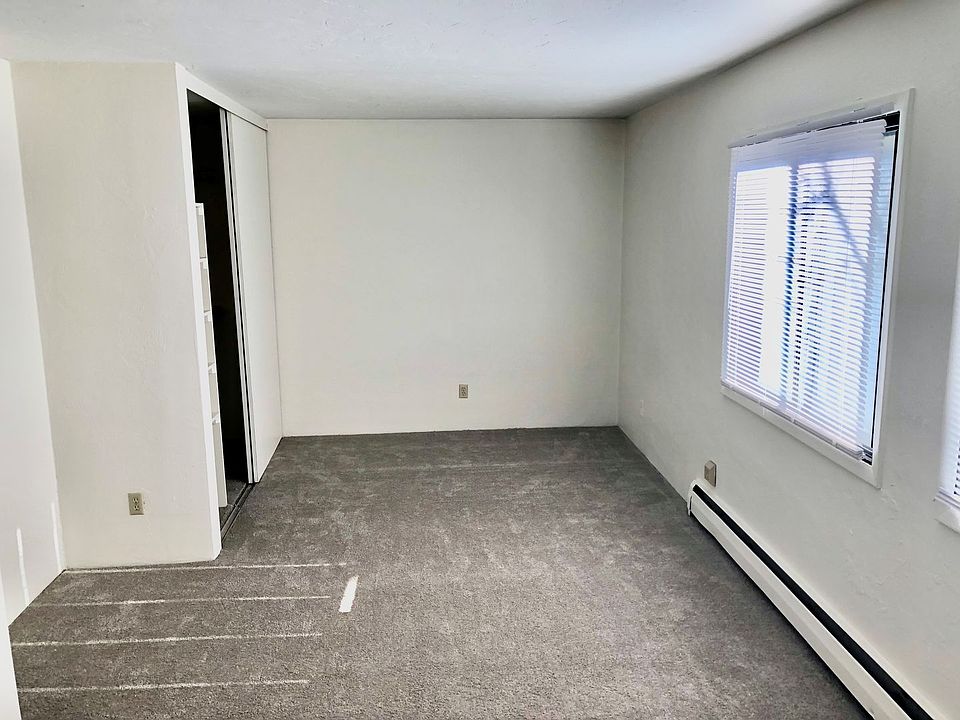 1st image of 48 27th Ave SE #36