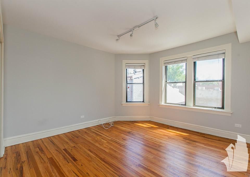 1st image of 2231 W Wilson Ave #22291