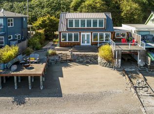 1017 Shore Dr, Bremerton, WA 98310