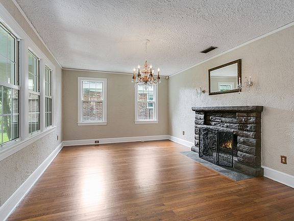 4th image of 1722 Belmonte Ave