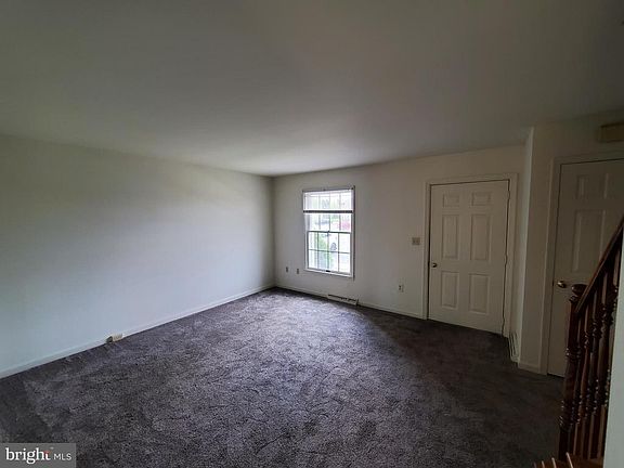 3rd image of 620 Park Ridge Dr