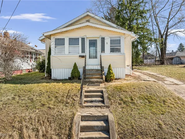 1205 Neptune Ave, Akron, OH 44301